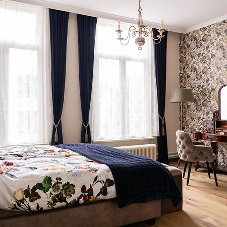 De Jonge Barones Bed & Breakfast Beetsterzwaag Dış mekan fotoğraf