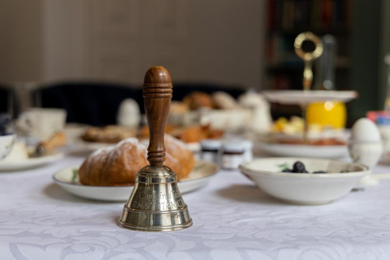 De Jonge Barones Bed & Breakfast Beetsterzwaag Dış mekan fotoğraf